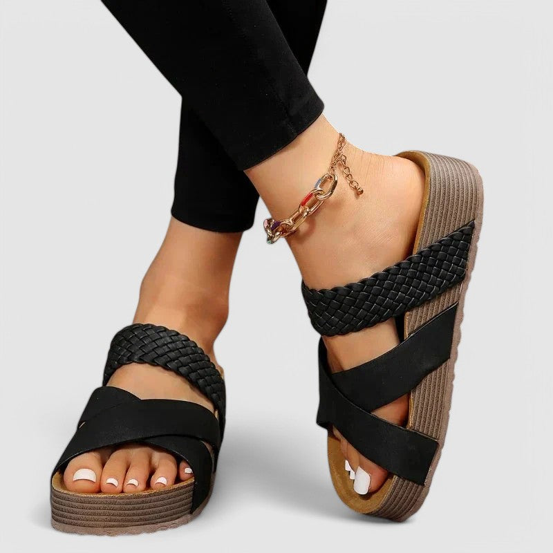 ANNIKA - Orthopädische Plateausandalen