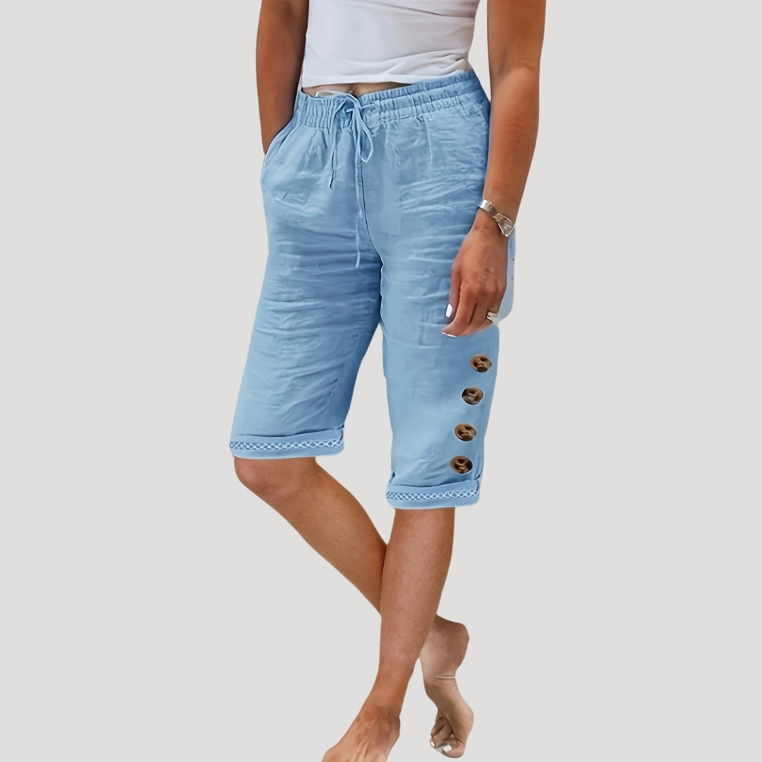 Questa - Lässige knielange Shorts mit Kordelzug und Knöpfen